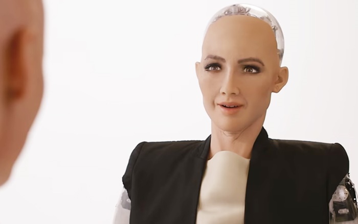 Human Machine: มนุษย์กับหุ่นยนต์ และความเป็นมนุษย์ในหุ่นยนต์