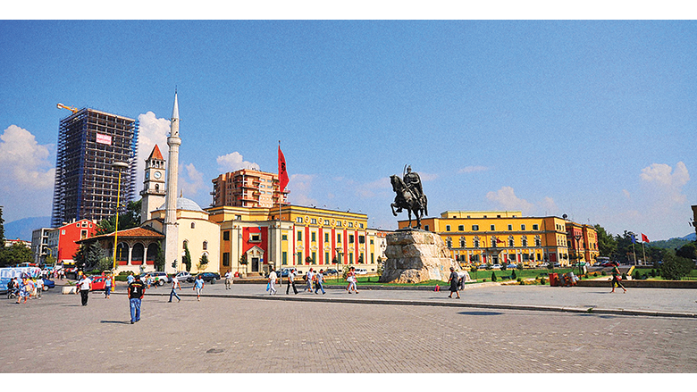 Tirana, Albania สีสัน ความรื่นรมย์ และพลังเยาวชน สัมผัสแห่งความหวังครั้งใหม่ของคนเมือง